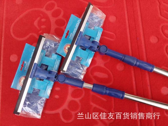 萬向玻璃刷 家居清潔新寵，日用百貨批發(fā)市場(chǎng)的黃金貨源